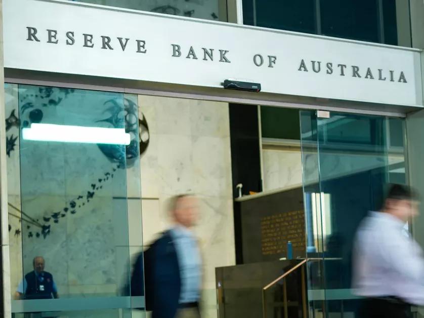 Australia Cuts Interest Rates to 3.6% as Palestine Recognition Sparks Political Storm