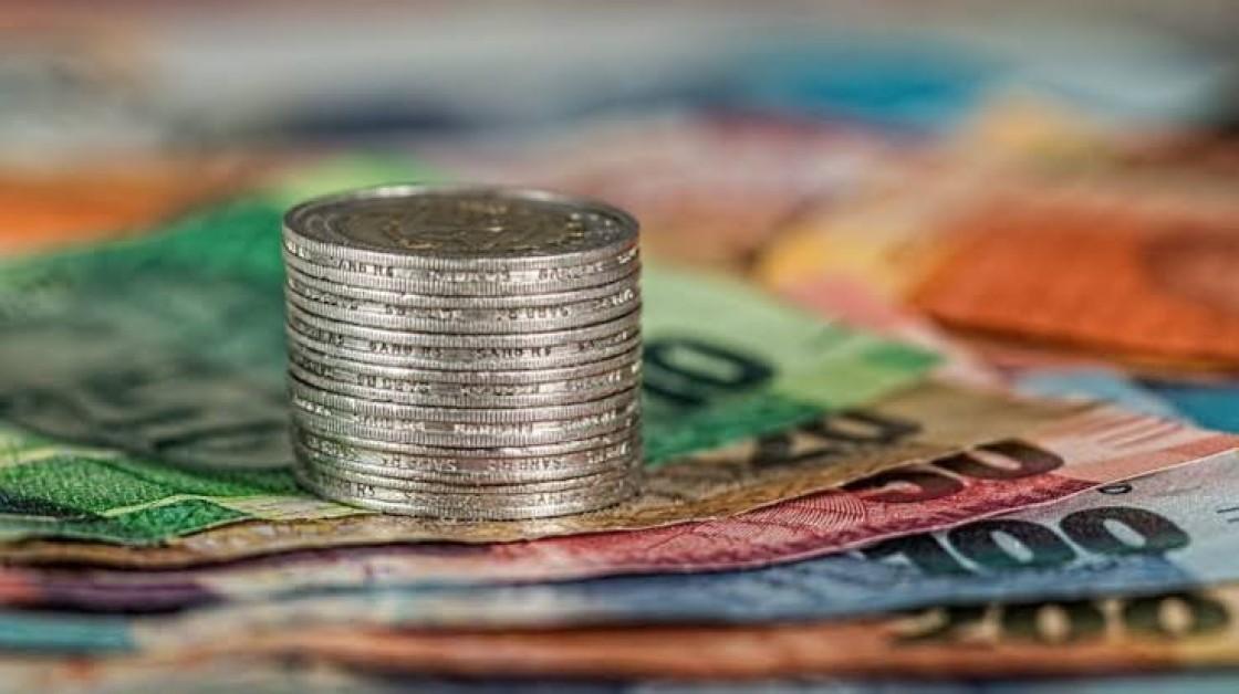 Banks Continue to Benefit From Stable Monetary Policy Outlook