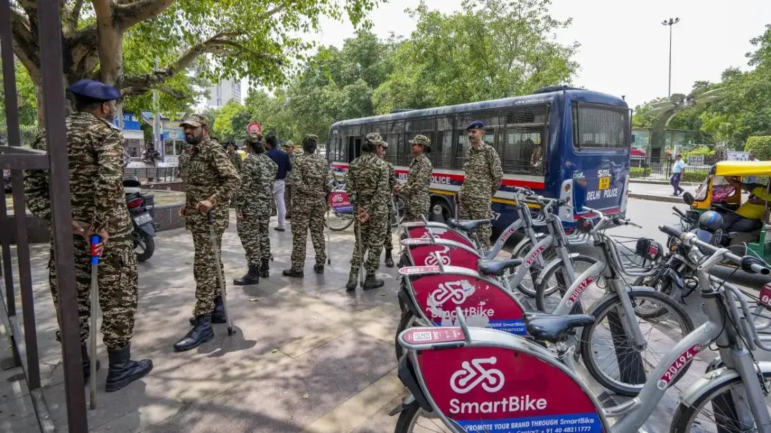 Delhi Government Cancels All Employee Leaves Amid Indo-Pak Escalation