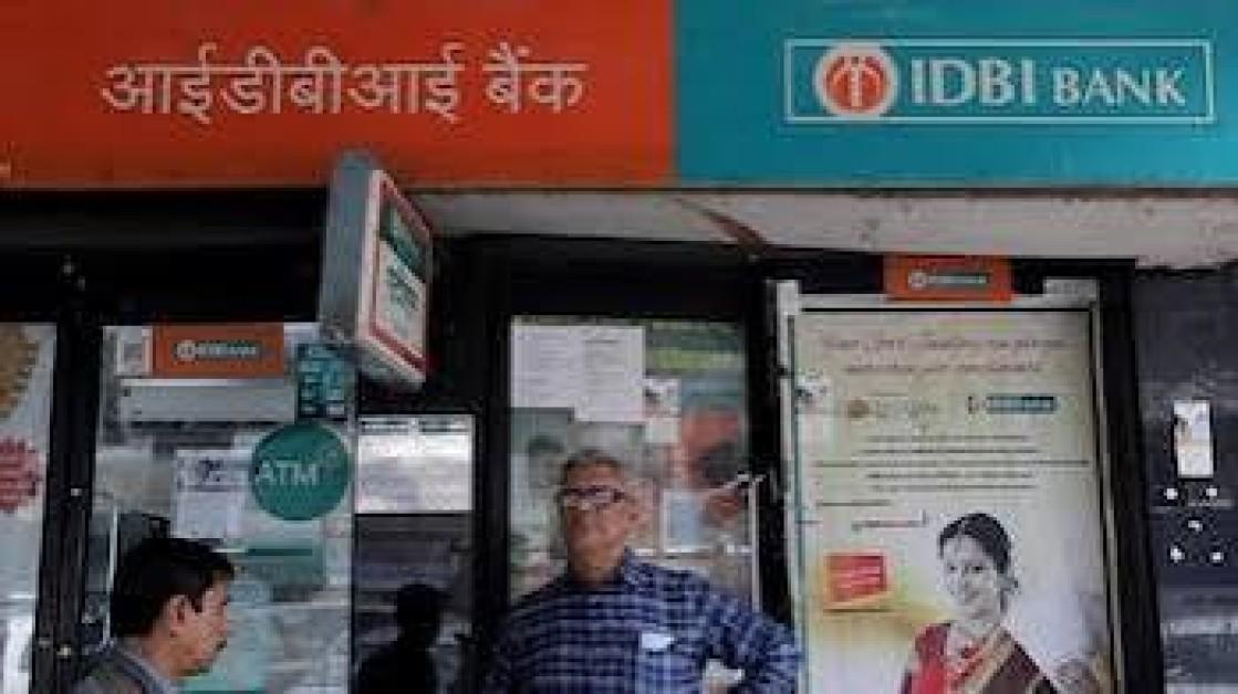 Fairfax Leads Race for IDBI Bank Stake in Potential $5 Billion-Plus Deal