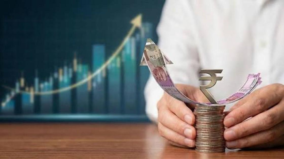 Financial Sector Outlook Amid Global Uncertainty, Inflation Risks, and Market Volatility