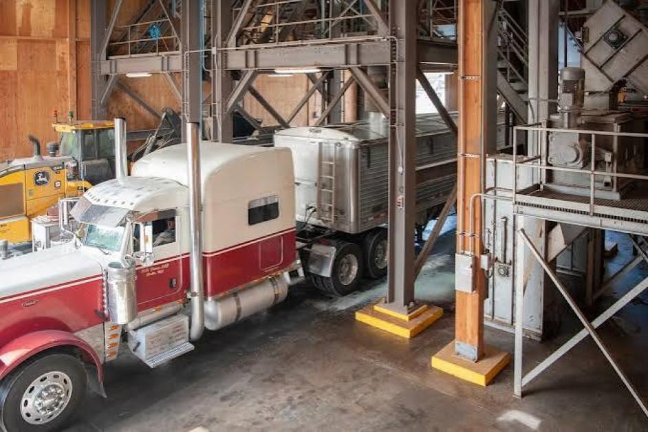 Global Inventory Race Intensifies as Iran Conflict Reshapes Supply Chains