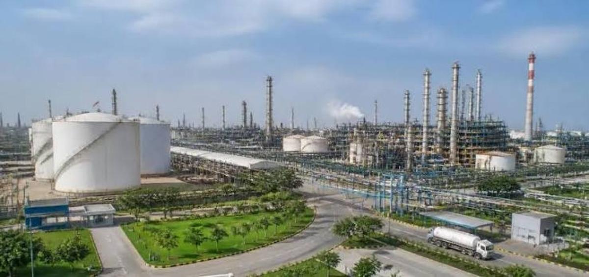 Government Launches ₹3,030 Crore BHAVYA-Rasayan Scheme to Develop Chemical Manufacturing Parks