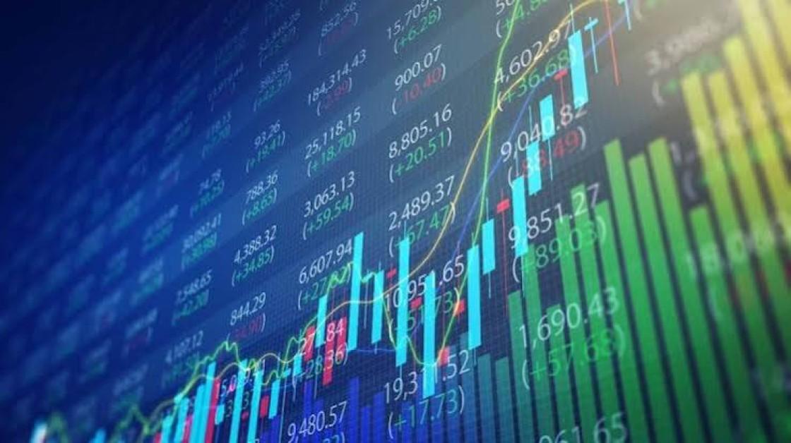 Indian Stock Markets Trade Mixed as IT Shares Rally While 13 of 16 Sectors Decline on Profit-Booking