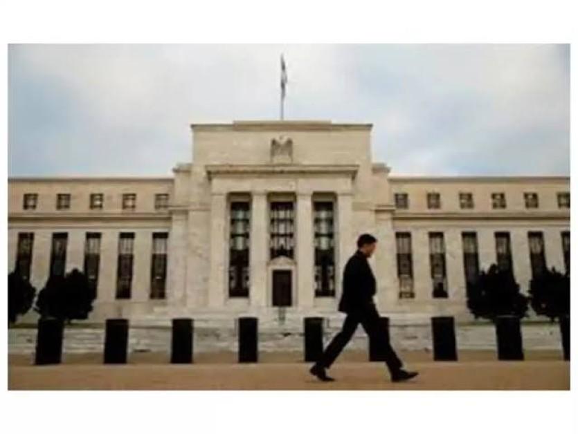 Investors Focus on Federal Reserve Decision Amid Global Market Volatility