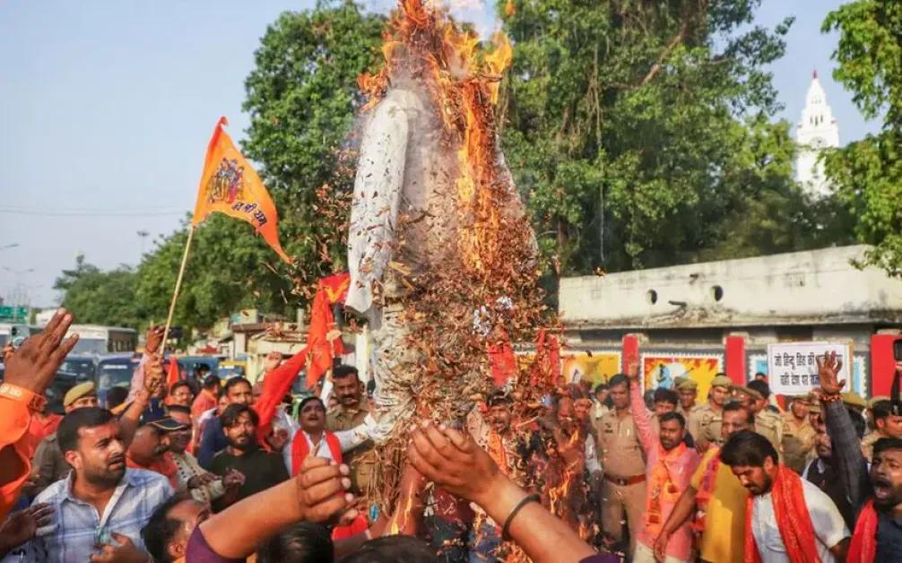 Murshidabad Unrest: Waqf (Amendment) Act Triggers Violent Protests and Political Storm in West Bengal