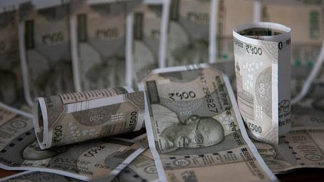 RBI's Capital Inflow Strategy Strengthens Confidence in the Indian Rupee