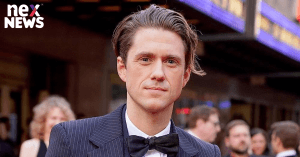 aaron-tveit-is-not-m_1690520411589351293.webp