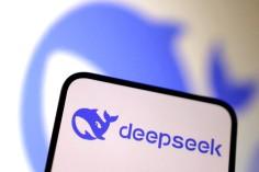 deepseek-r1-vs-chatg_1738224843848404459.webp