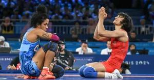 female-wrestling-in_1735388565953386429.webp