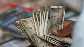 indian-rupee-plunges_1758265698974152.webp