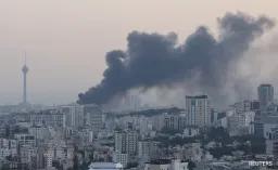 us-airstrikes-hit_1750765337662940192.webp
