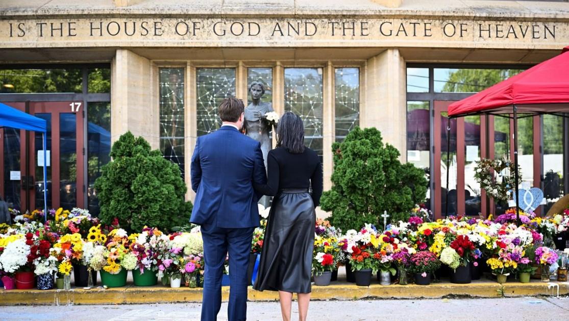 Vice President JD Vance Visits Minneapolis School Shooting Site to Honor Victims