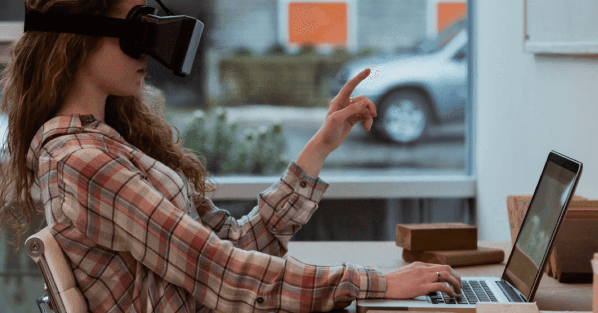 5 Must-Know Languages for VR Developers 5 Must-Know Languages for VR Developers