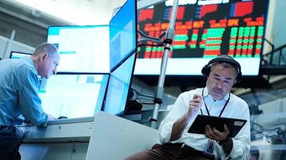 Chinese Technology Stocks Plunge as STAR50 Index Falls Nearly 40% in Second Half of 2026 chinese-technology-s_1792215020153786162.webp