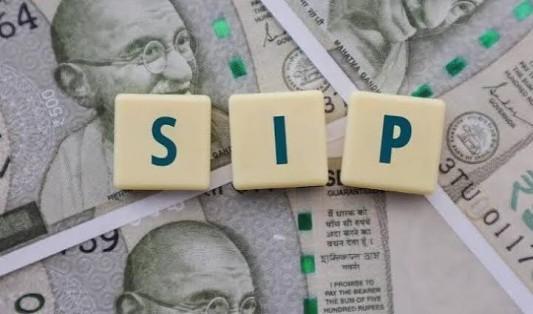 Net SIP Inflows Hit Record ₹2 Trillion in FY26 Despite Rise in Account Closures net-sip-inflows-hit_1789047150390721142.webp
