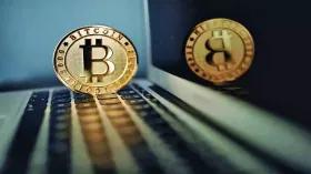 bitcoin-hits-record_1743665483552371644.webp
