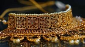 gold-prices-stay-in_1786697917147054034.webp