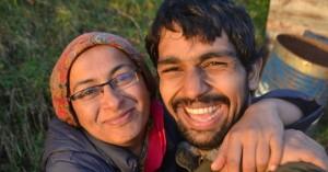 iit-couple-leaves-hi_1743406556523516988.webp