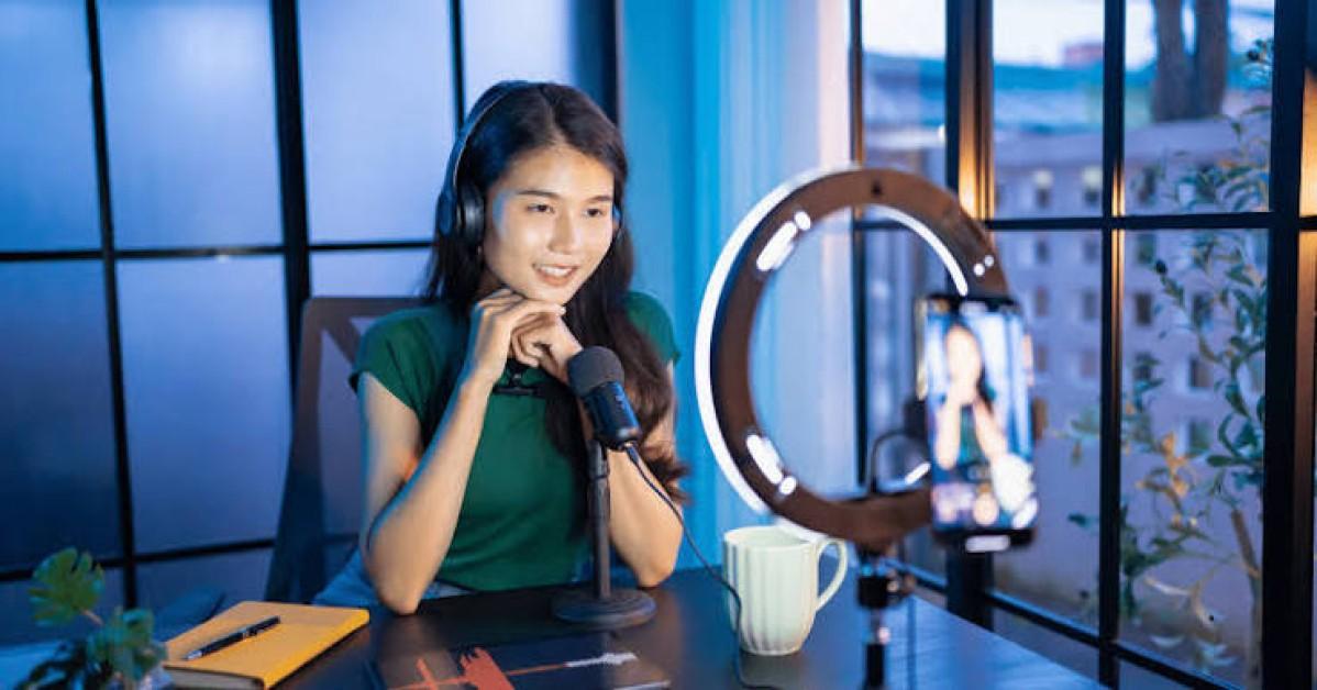 Social-Media Influencers Launch VC-Backed Consumer Brands as Creator Entrepreneurship Expands Social-Media Influencers Launch VC-Backed Consumer Brands as Creator Entrepreneurship Expands
